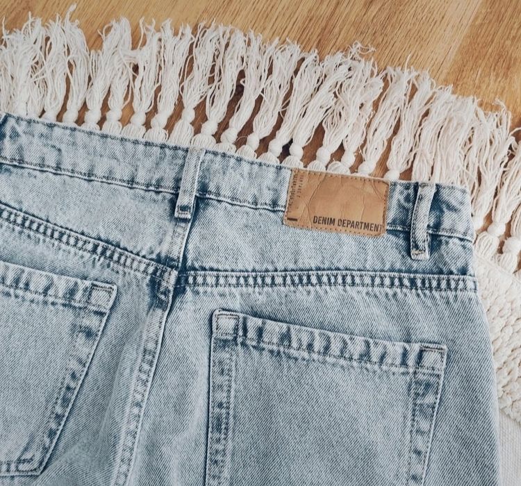 Spodnie jeansowe straight fit 36