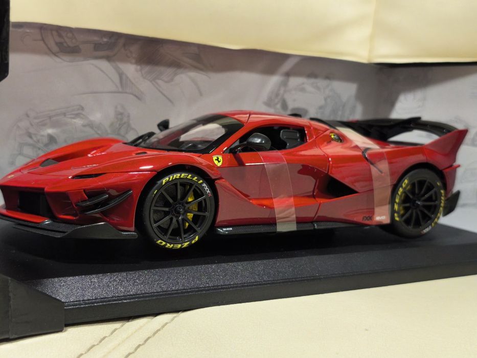 Ferrari FXX-K Evo 1:18 by Bburago