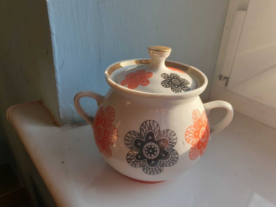 dzbanek do parzenia herbaty, cukiernica, maselniczka, porcelana