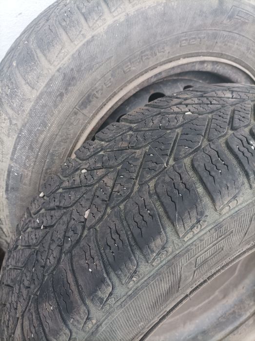 Диски з зимовою резиною R14