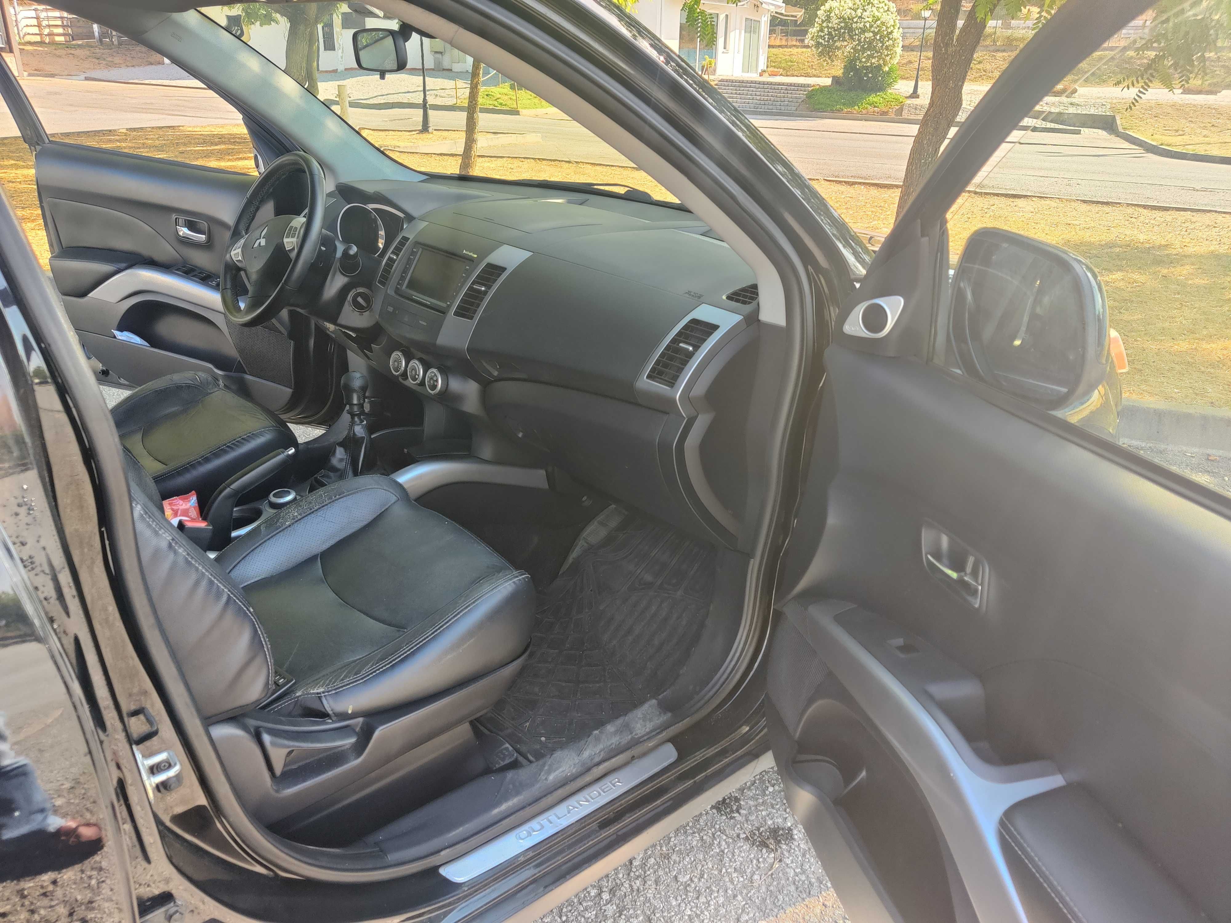 Mitsubishi Outlander 4WD