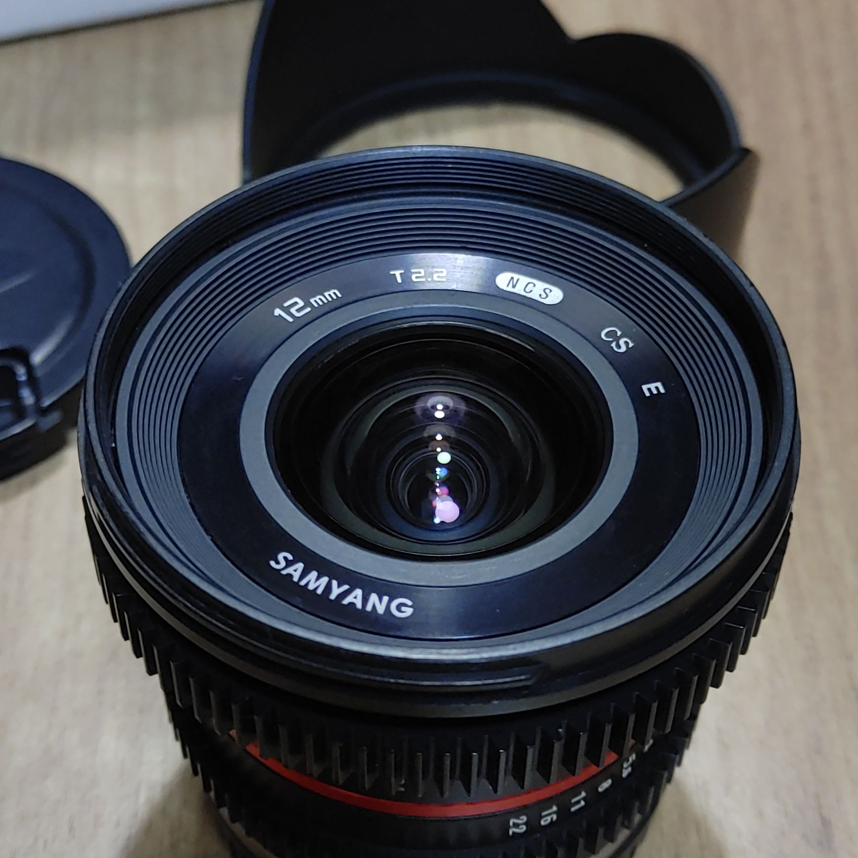 Samyang 12mm t2.2 (f2.0) для sony e-mount