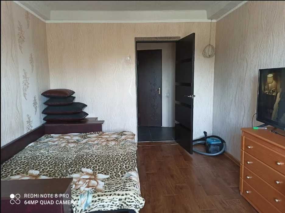 Продам 3х-комнатную квартиру, ул.Луганского, Доброполье.