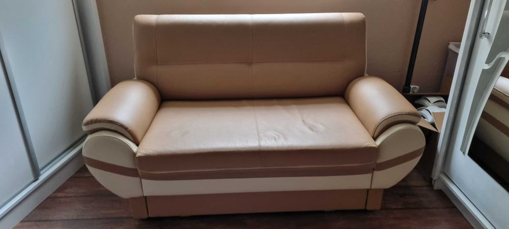 Sofa  dwuosobowa rozkladana