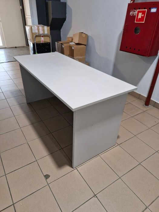 Biurko do domu albo do biura, od stolarza, złamana biel