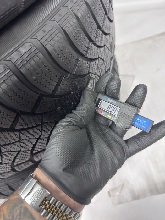 R16 205/55 (91H) 8,9мм RaceAlone 4шт. Як нові! Зимових шин