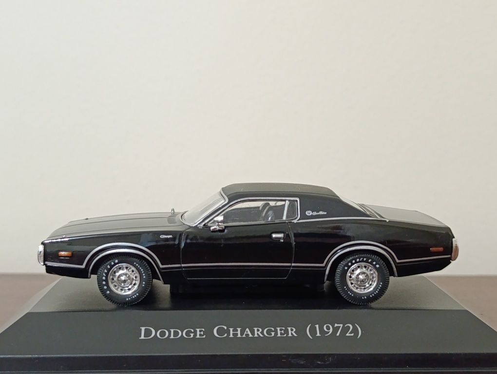 Dodge Charger 1/43