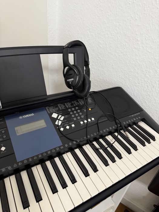 Синтезатор Yamaha psr e 333