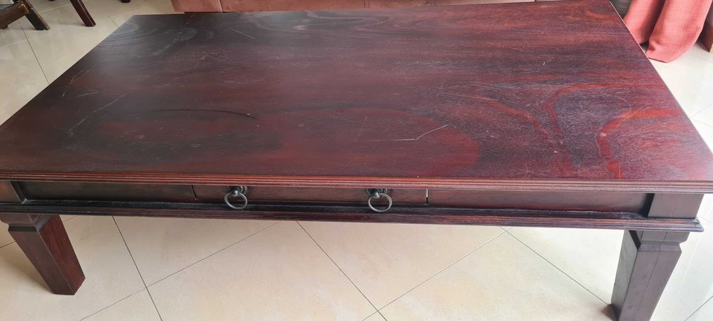 Mesa de Centro - Madeira Maciça