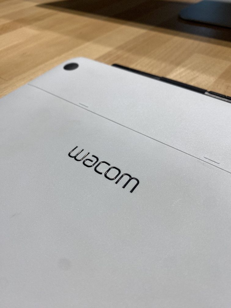 Графічний планшет Wacom Intuos Draw Pen S