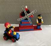 Legos : o Moinho + uma Moto + 2 bonecos