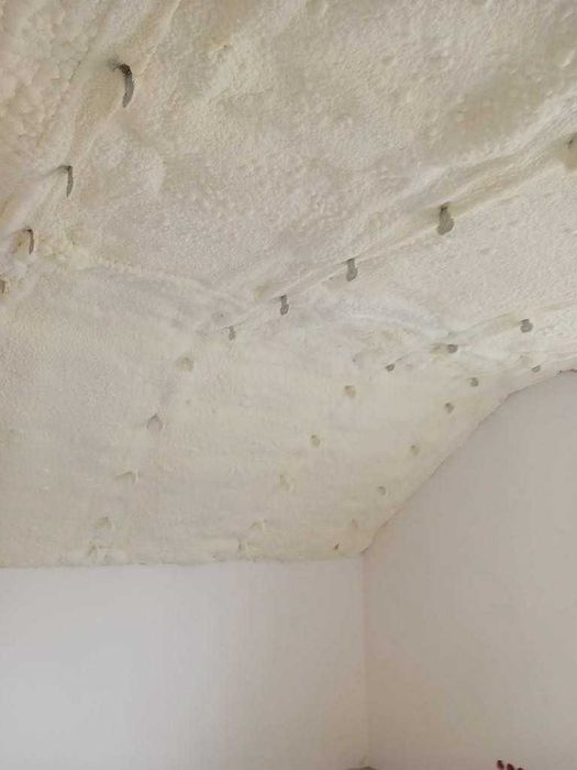 Ocieplenie Ocieplanie Termoizolacje pianą Pianka PUR Izolacja poddasza