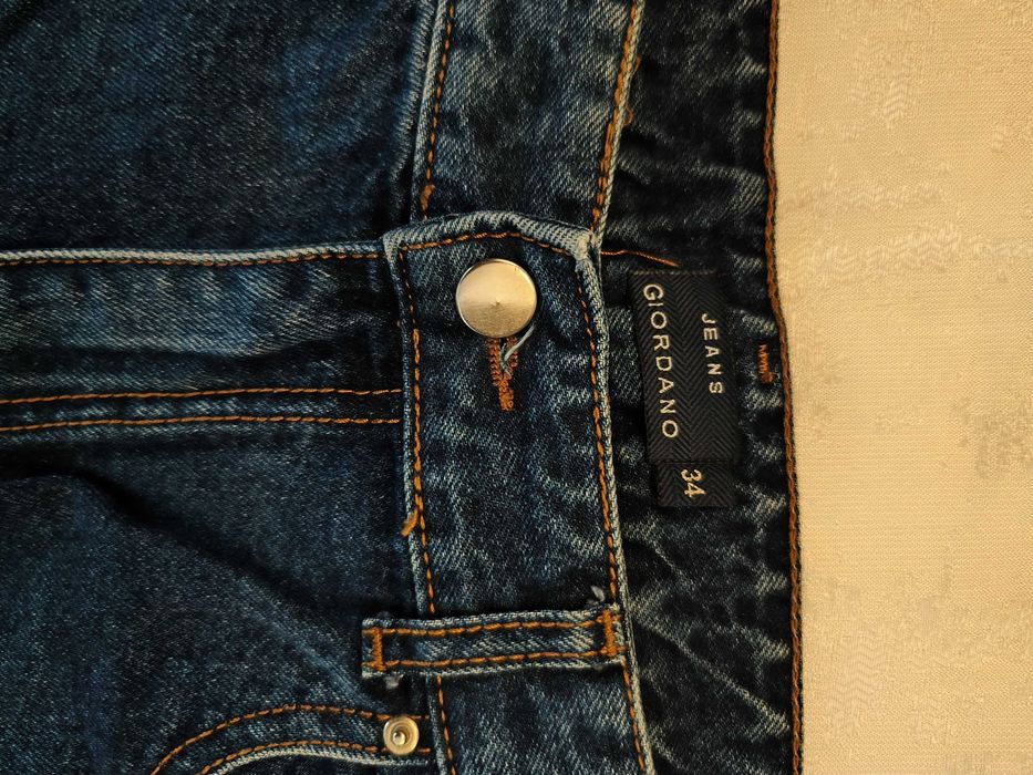 Jeans Mulher, Giordano, 42, como novo