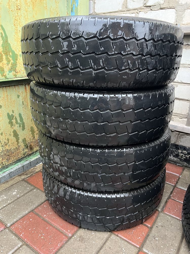 Шини 215/65 R16C