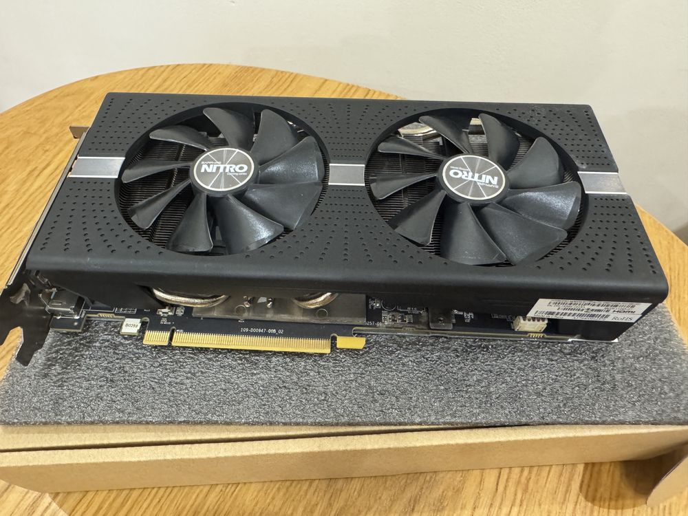 Відеокарта Sapphire Nitro+ Radeon RX580 4GB