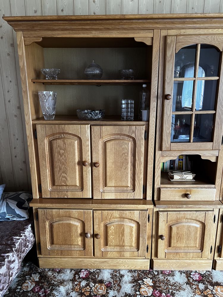 Bardzo ladna mebloscianka 260x200