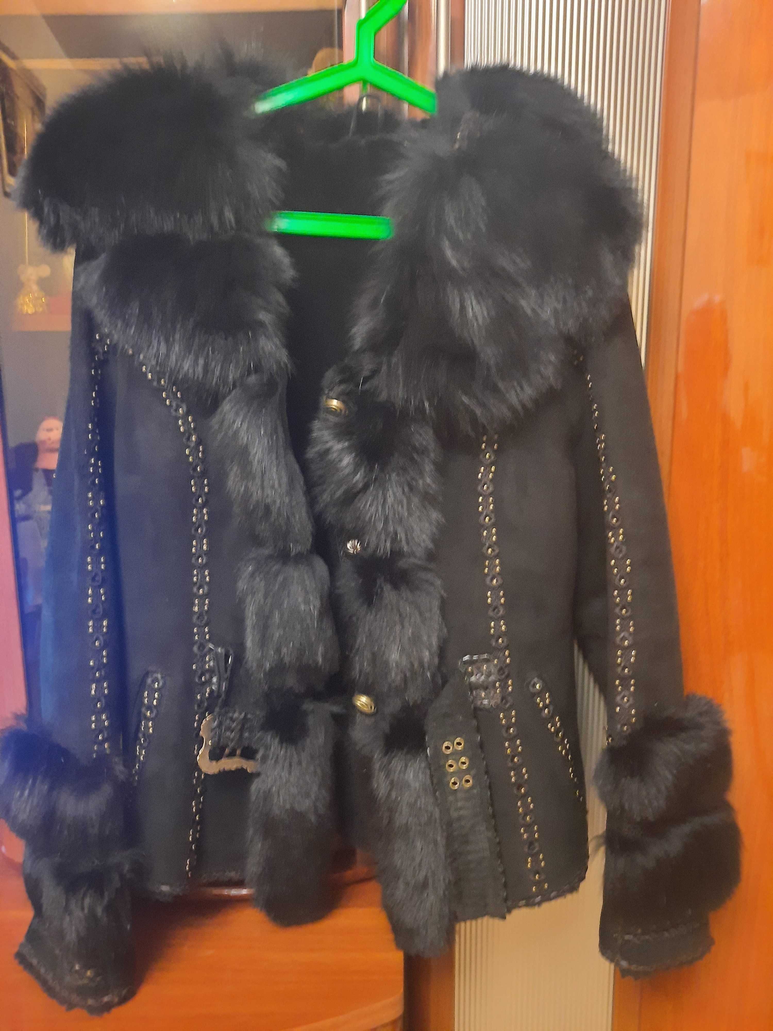 Продам женскую дубленку