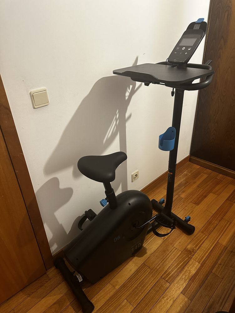 Bicicleta estática domyos 140