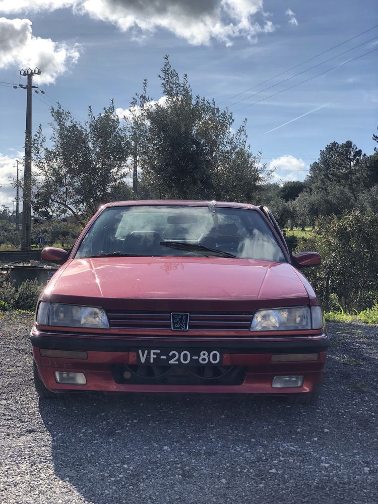 Peugeot 605 para peças