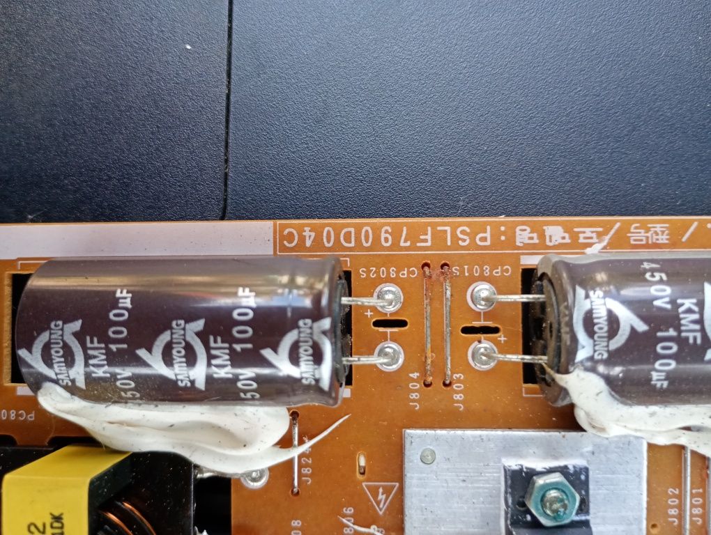 Zasilacz do Samsung UE32ES6750