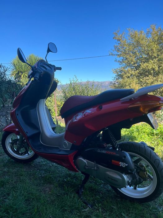 Vendo scooter honda x8r 50cc como nova