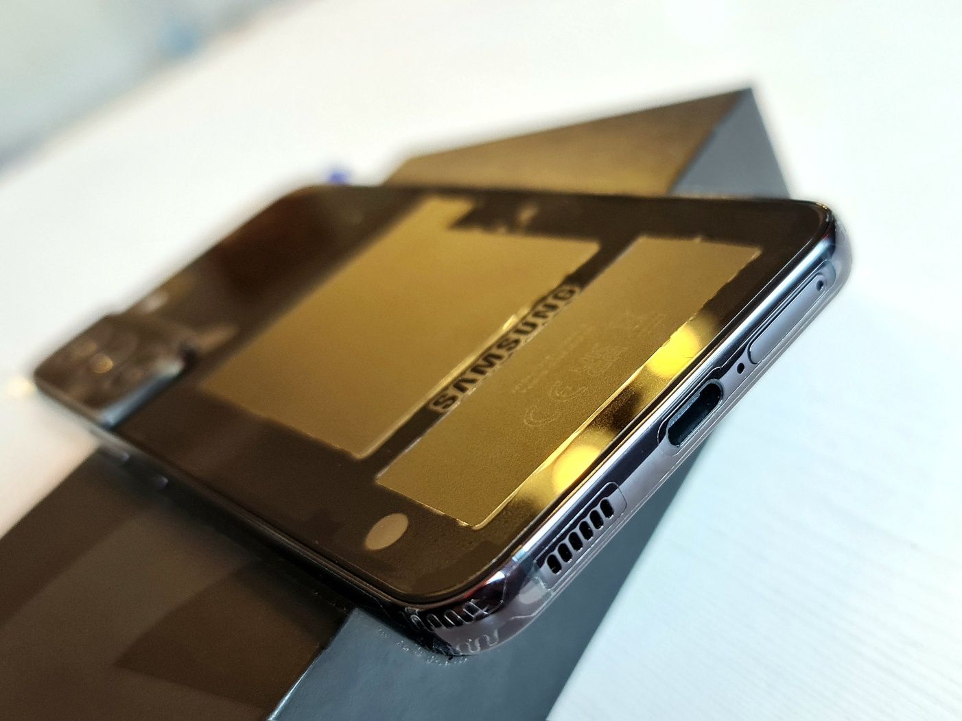 NOWY SAMSUNG GALAXY S22 5G 256GB ! Phantom Black! Amoled+ 120Hz! 8k!