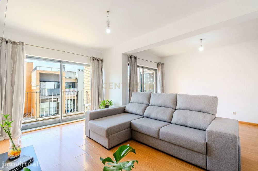 Apartamento T2 Espaçoso e Luminoso em Beja