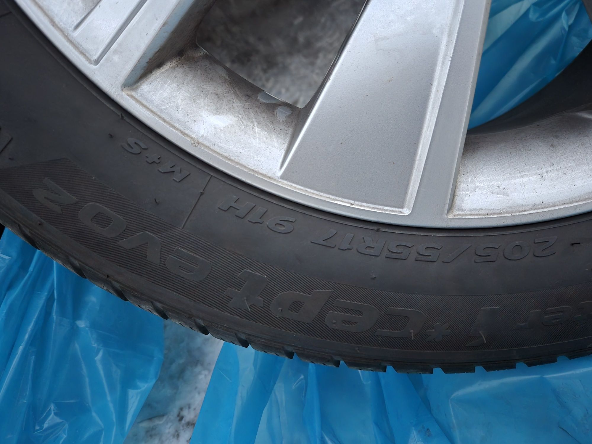 Koła felgi+opony zimowe 6.5j 5x100 205/55/R17 2019r. skoda kamiq/scala