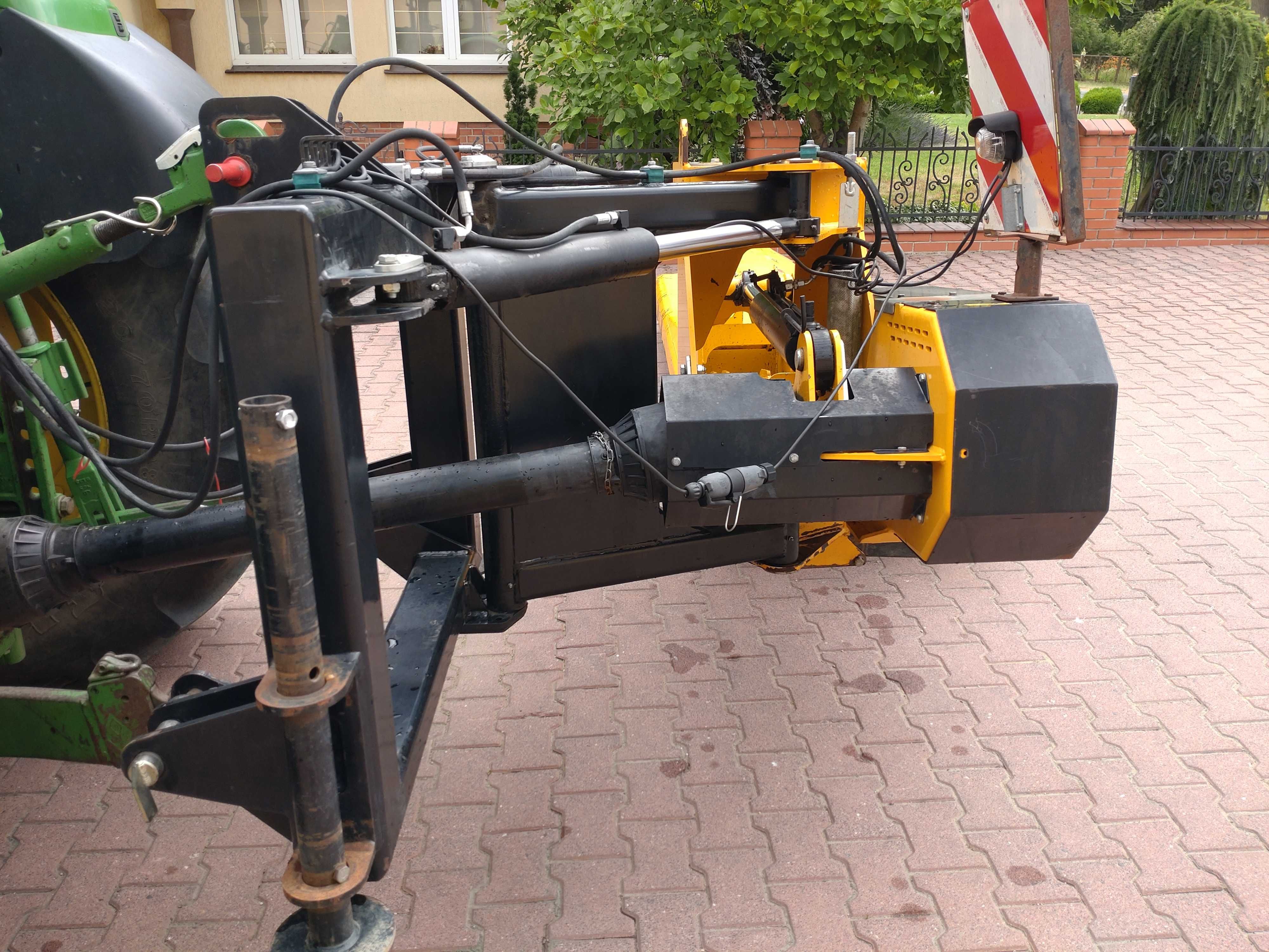Kosiarka Mulczer Kuhn  Muthing TBES 250