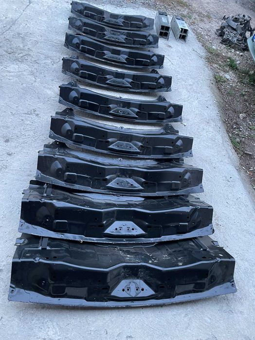 задня частина фартуха tesla model Y фартух тесла вайка ігрик MY