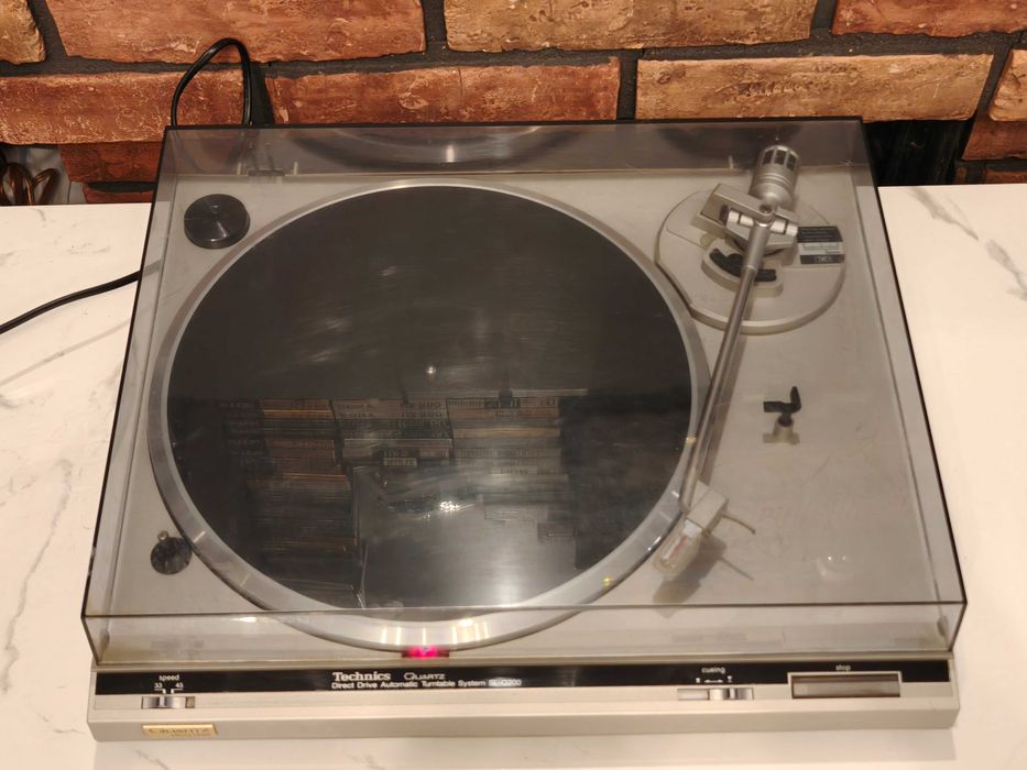 TECHNICS SL-Q200 gramofon Direct Drive QUARTZ