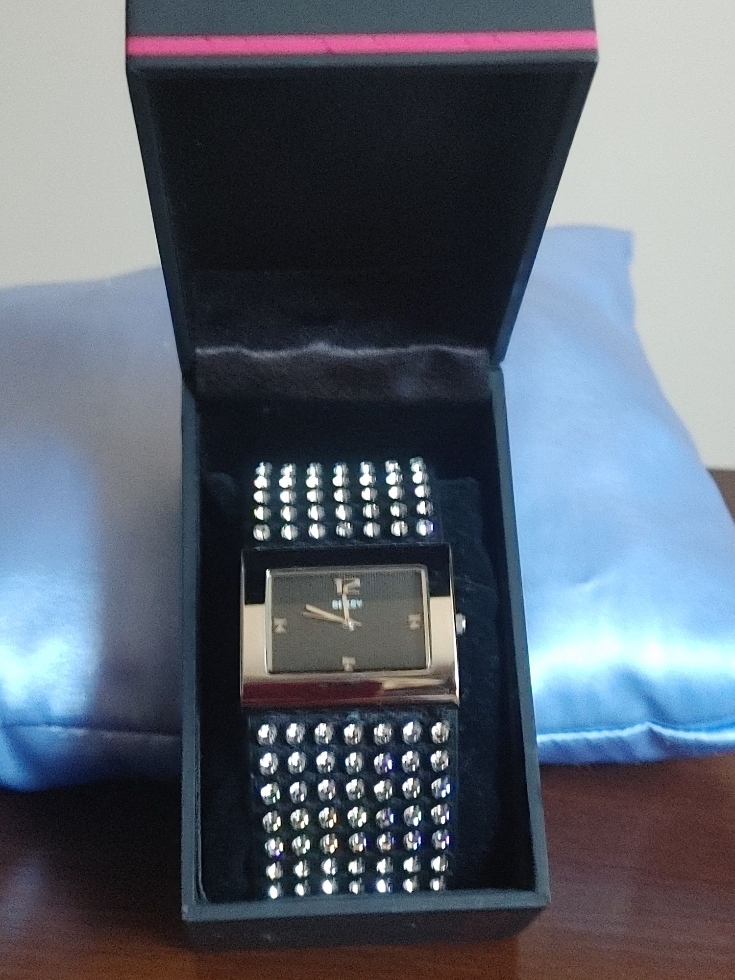 Женские часы Sekonda SEKSY
