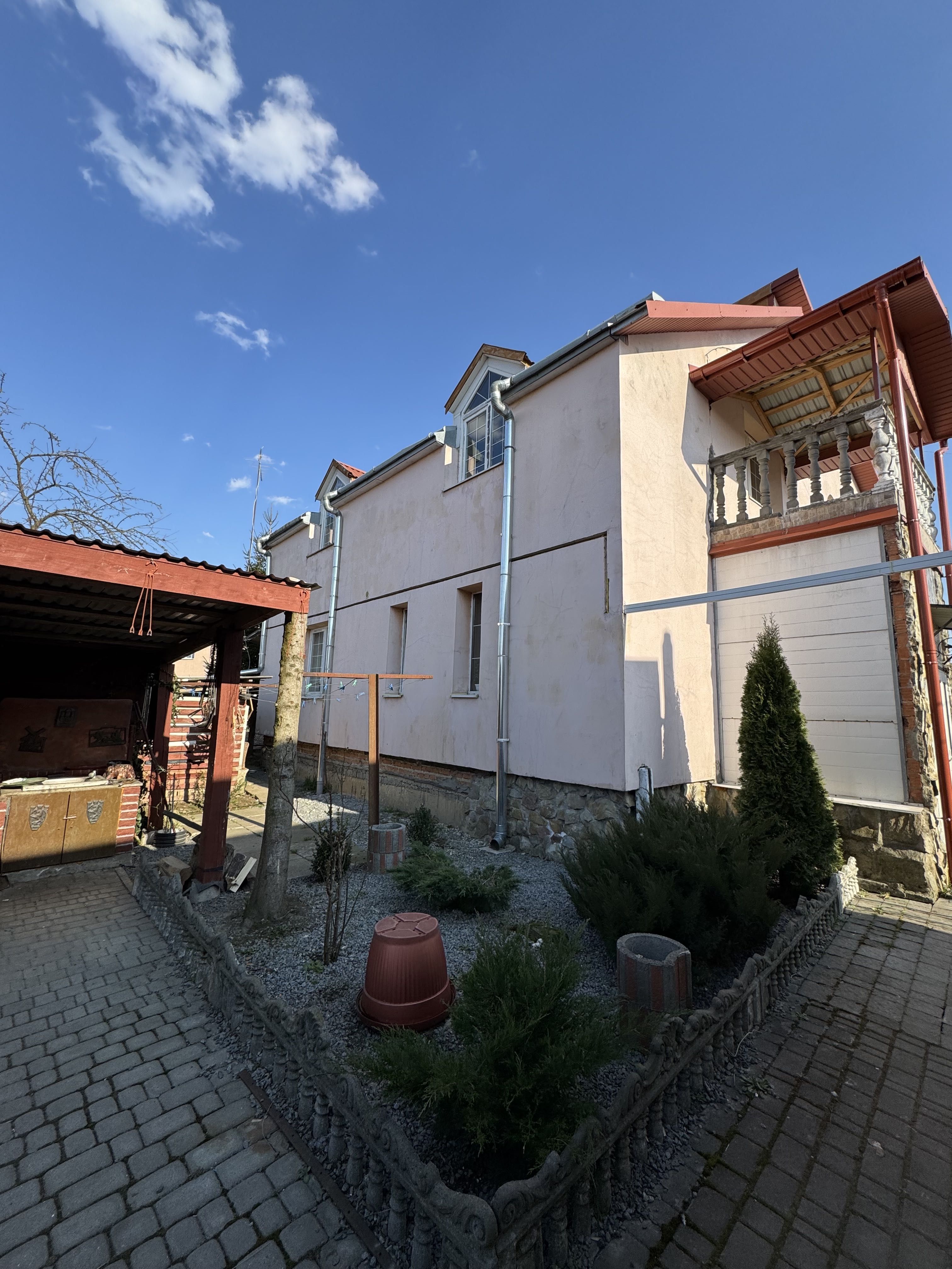 Продається окремий будинок поблизу Львова / Оброшино / Ставчани