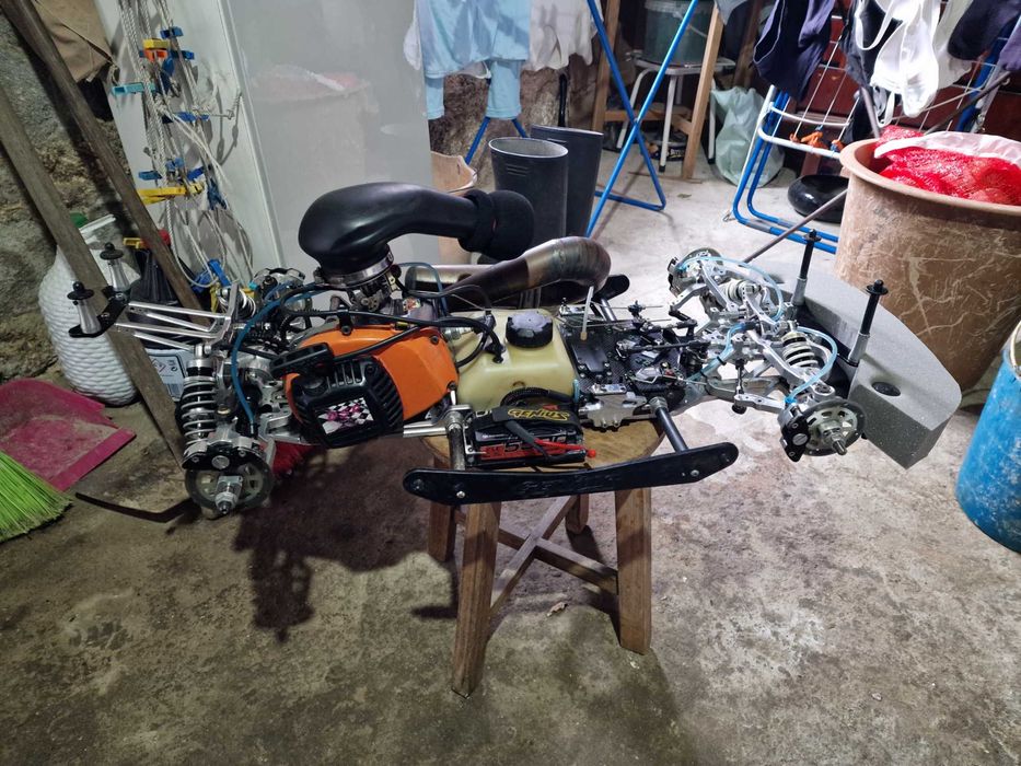 Carro rc 1/5 genius xr3r