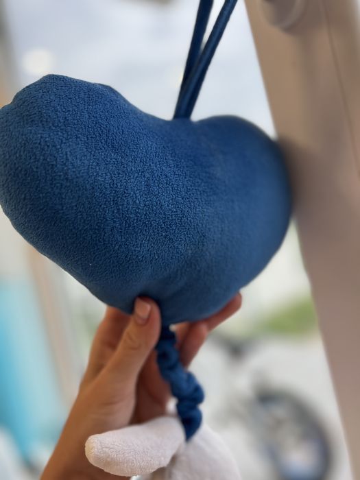 Zabawka-zając do łóżeczka, muzyczna stan idealny!