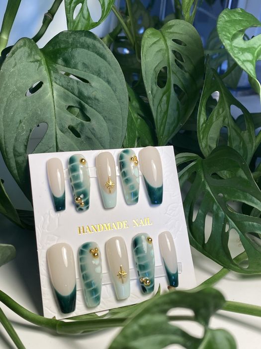 Press on nails na zamowienie