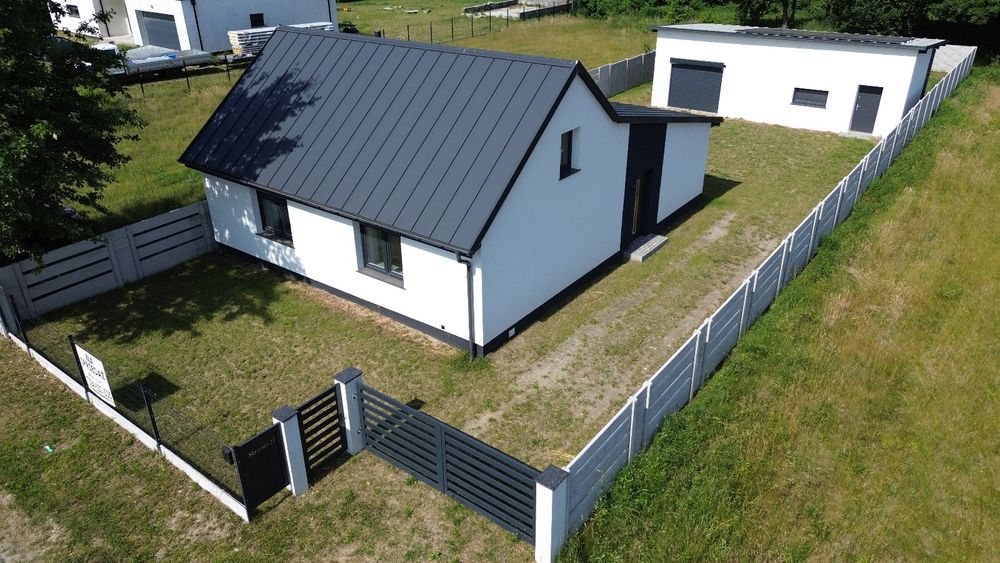 Dom jednorodzinny z garażem wolnostojącym