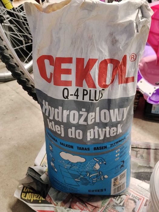 Cekol Q-4 Plus klej do płytek