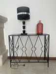 Mesa preta em ferro