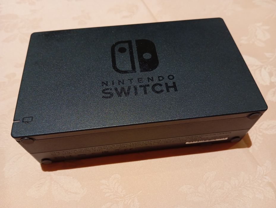 Consola Nintendo Switch + extras