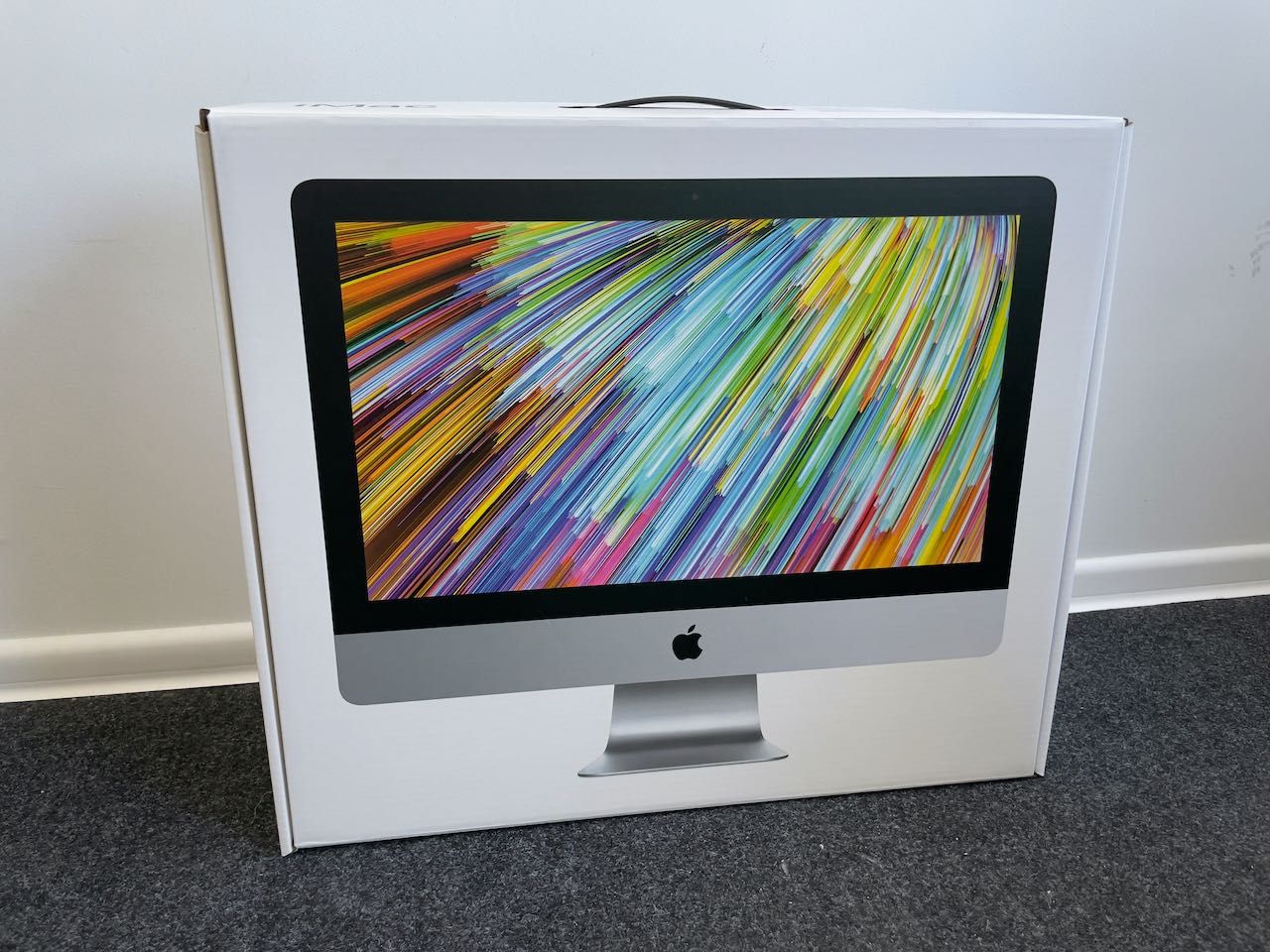 Imac 21,5 cala 2x 2,3 GHz, Intel Core i5, 8/256 GB- Stan idealny!