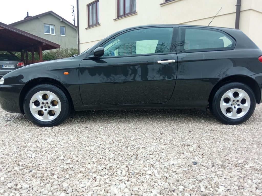 Alfa Romeo 147 1.6 t spark 2003