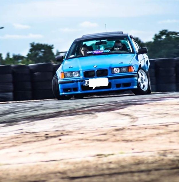 BMW e36 323i zdrowa buda drift spec m52b25