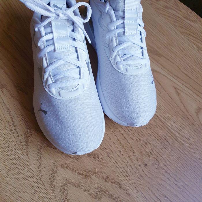 Кросівки Puma 38р. білі жіночі спортивні vision сітка