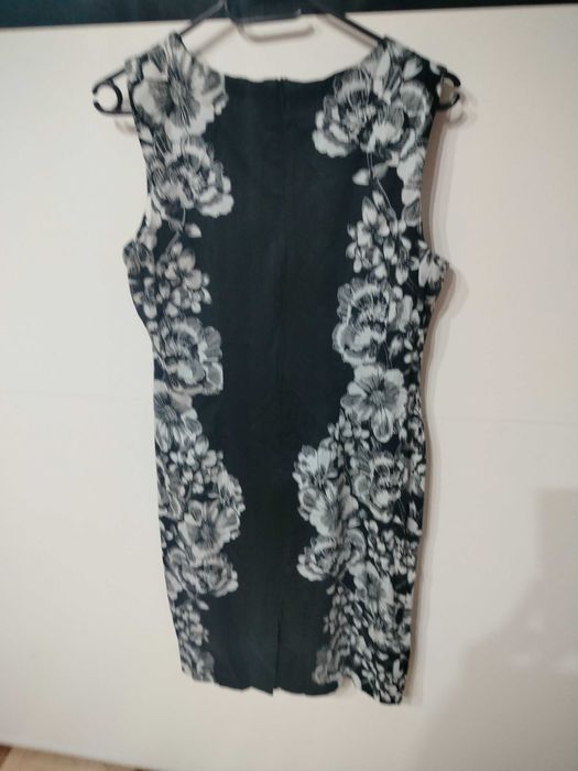 Sukienka biało czarna