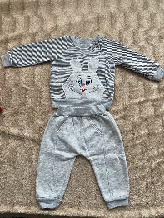 Костюмчик тепленький