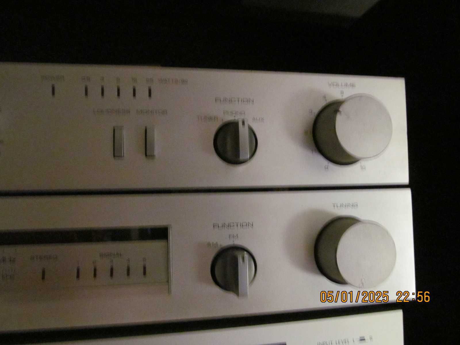 Rotel Stereo Amplifier Ra 400 + Am /Fm tuner Rt 400