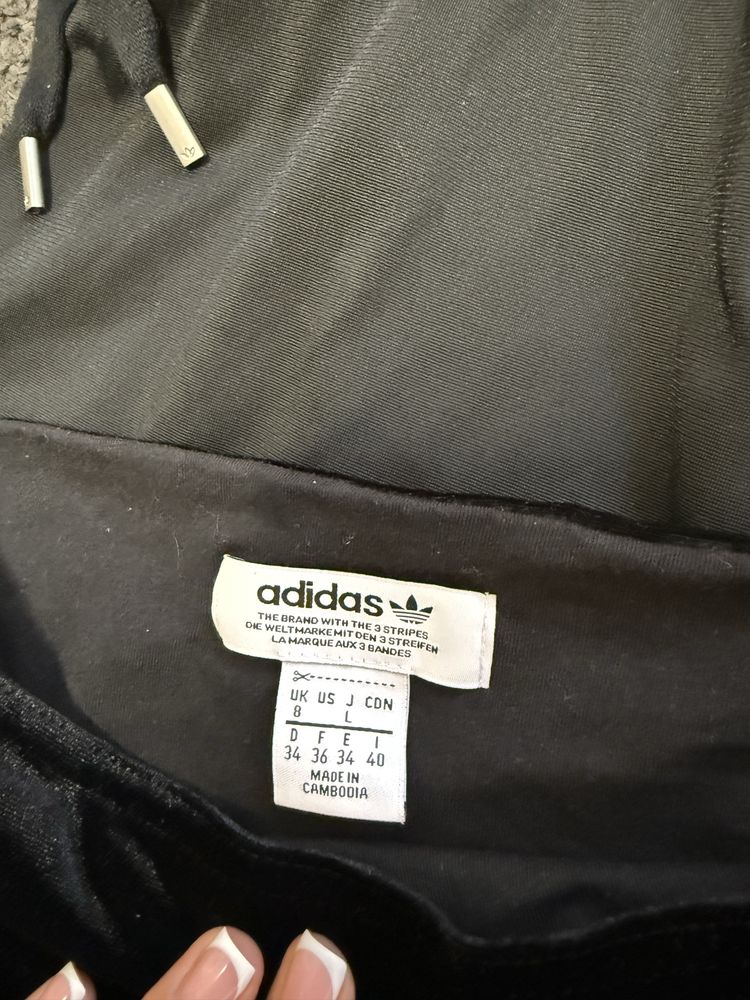 Костюм юбка та топ adidas xs zara