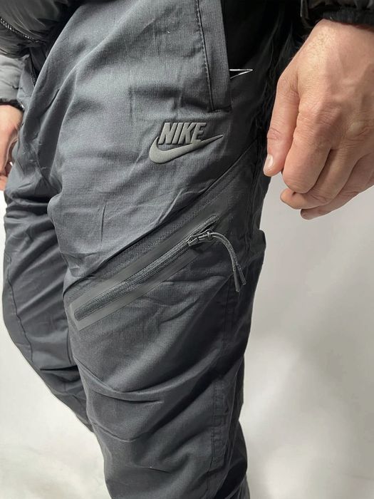 Мужские спортивные штаны Nike зимние плащевка на флисе