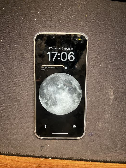 Iphone 13 128gb без айклауду робочий ios 18.5